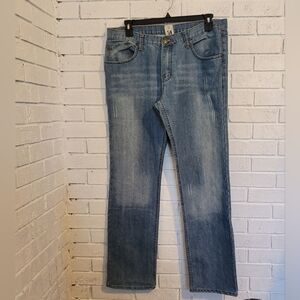 Raw Industries Men’s Straight Leg Jeans - W38 x L34 - Medium Wash Blue Denim